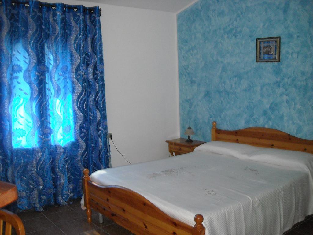 Hotel Il Nido Dell'Aquila Villanova Strisaili Kamer foto