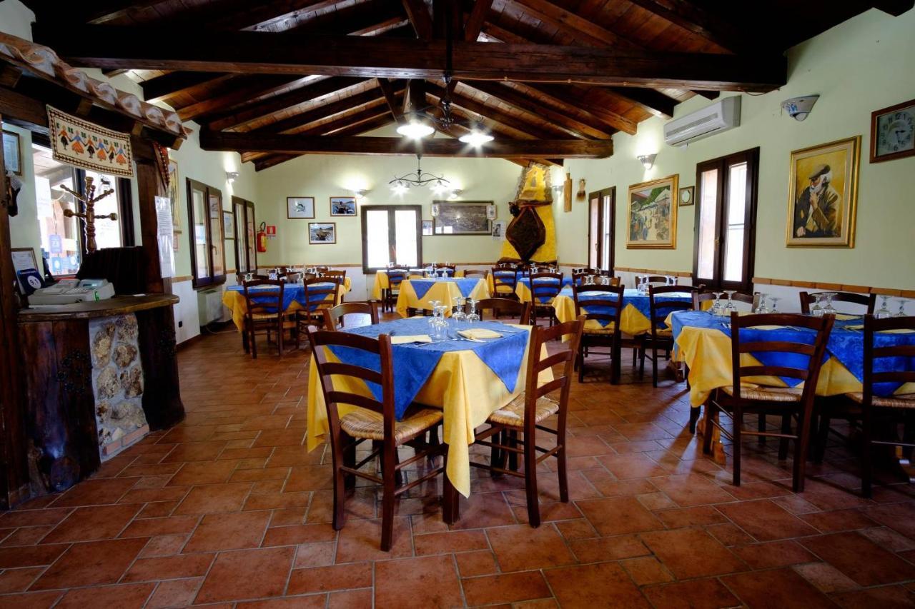 Hotel Il Nido Dell'Aquila Villanova Strisaili Buitenkant foto
