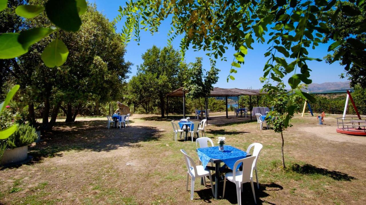 Hotel Il Nido Dell'Aquila Villanova Strisaili Buitenkant foto