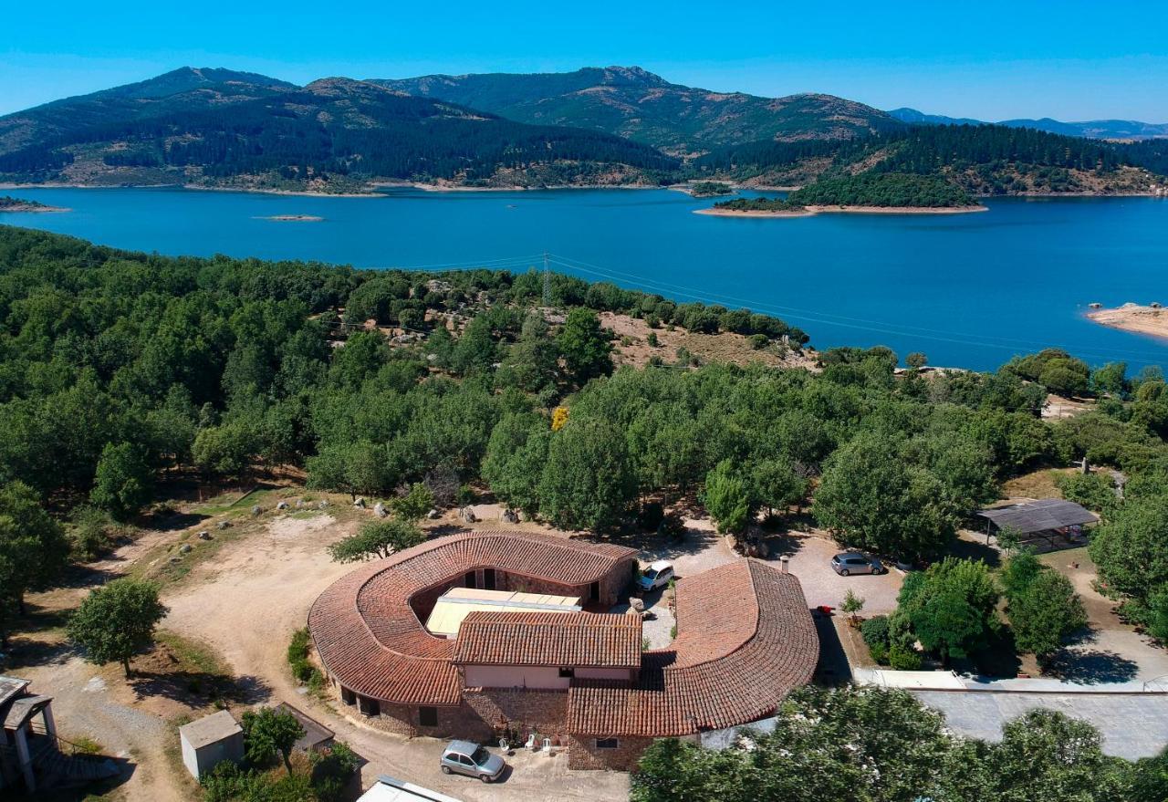 Hotel Il Nido Dell'Aquila Villanova Strisaili Buitenkant foto